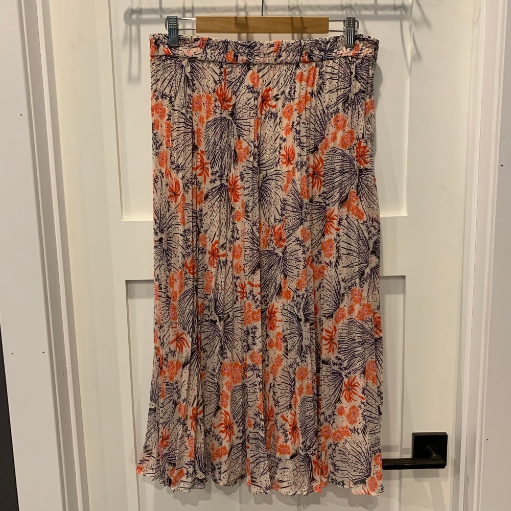 Printed Pleated midi skirt